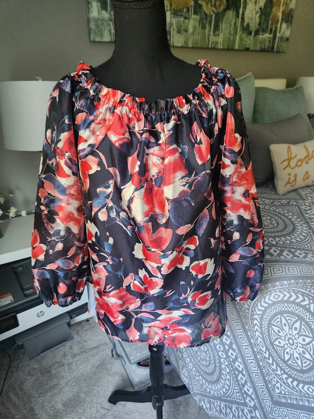 Anne Klein Navy Floral On Or Off-Shoulder Blouse with Red Accents
